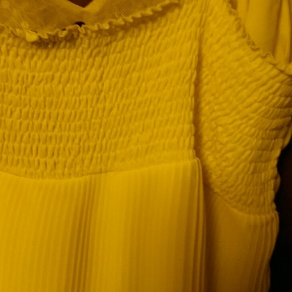 KAELYN MAX YELLOW RHINESTONE AND BEADED TOP - Picture 5 of 11